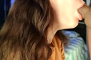 Slutty stepsister worships ass! 😏