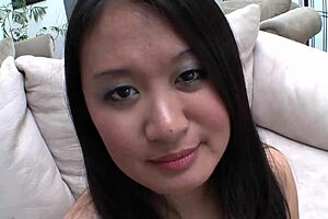 Kiwi Lang's Pussy Gets Fucked