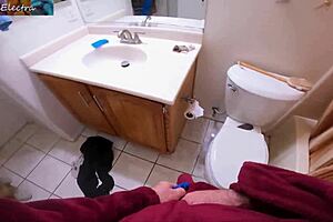 Blonde Milf Avoids Panties Mess