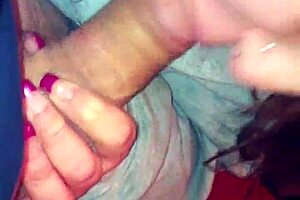 Teen slut sucks and swallows eagerly.