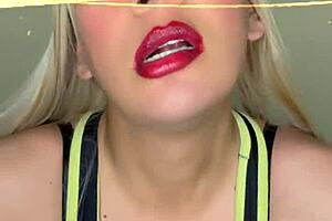 Hot Transsexual Crossdressing Babe With Rich Tits