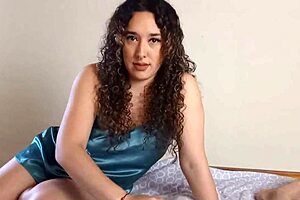 Stepmom convinces stepson for cum breakfast 😈