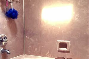 Come stretch my tight pussy in this 3some group session?