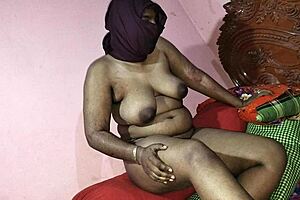 Desi Gorgeous Bhabhi Plays Chocolate Taste Game Challenge