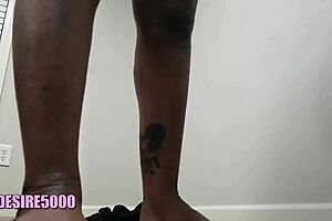 Curvy housewife twerking in the living room