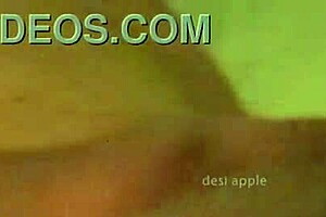 Delhi Girlfriend Sex Tape with Friend