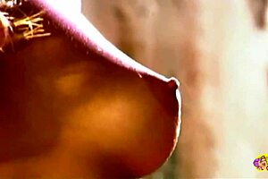 Very Sexy Babes In Vintage Lesbian Porno Orgasm With Dildo And Shoes