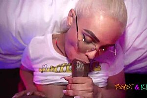 college babe jeyla spice rides instead of studying