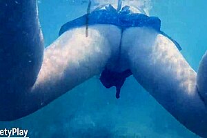 Underwater creampie after pussy cum 😍