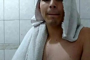 Latina Twink Shower Scene