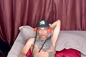 Thiago says, 'Loving this silicone ass.'