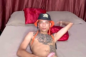 Thiago says, 'Loving this silicone ass.'