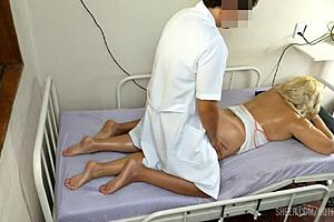 Married woman gets fucked in massage parlor