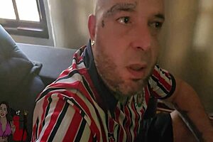 cuckold cleans creampie surprise from wife's pussy