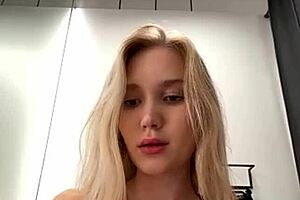 maria thull performs a seductive striptease