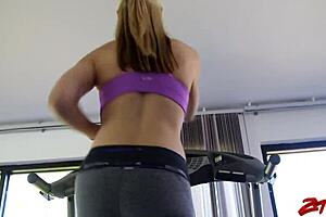 Sarah vandella big boob workout