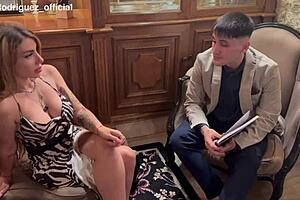 Pretty Princess Craves Cock Dose From Psychologist!