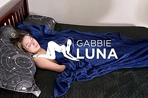 Acordou a Novinha pra Sapecar na Bucetinha com Força