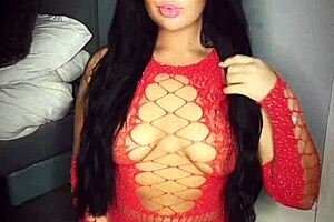 Slutty British Girlfriend Masturbates to Orgasm?