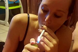 sucking on a uncut cock, getting it wet and cum covered 😋