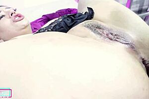 Curvy Amateur in Close Up Interracial Scene