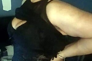 Angelg And Kuzz Play Sexy Before Work