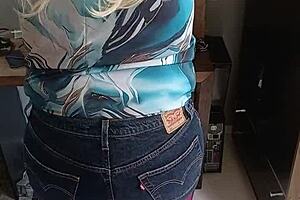 i wearing sexy bikini, tanned beautiful jeans shorts tan lines