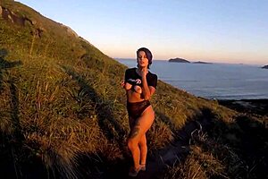 mais um book about small tits or whatever