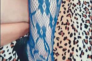 pov amateur sex with skinny wife and her friend 😏