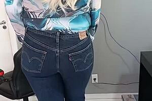 i wearing sexy bikini, tanned beautiful jeans shorts tan lines