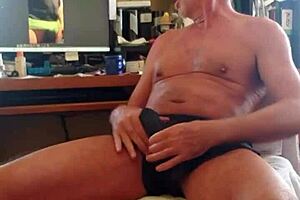 my hot friend shows off his huge bulge 😍 driving me crazy