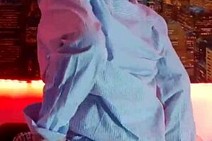 She says, 'Masturbate live with dildo.'