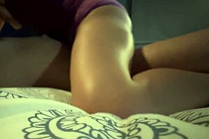 Mexican Amateur Beauty Goes Solo In Hot Home Invitation