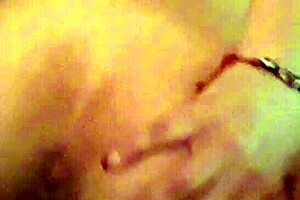 la mejor amiga de mi novia me folla en el dormitorio