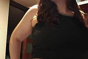 Nicole passat has gained weight and proudly shows off her curvy body.