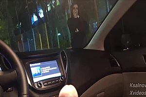 give me a risky handjob on the street, hottie