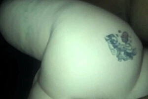 HUN PRØVEDE AT LØBE MEN BLEV FASTSPÆNDT I HJØRNET TIL DOGGYSTYLE MED MONSTERPIK