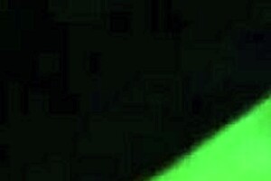 在客房里操我的情人，家人都在睡觉，太骚了 😈