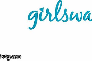 haley reed shares bath with her stacked roommate for ecology? watch them in lesbian rimjob