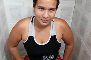 Homemade Stepsister Licking In Shower