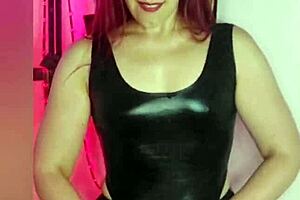 Shyyfxx Mistress Dominates With Strapon