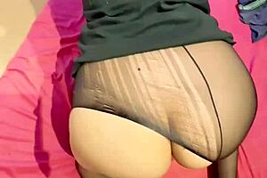 Bent Over Cute Girl with Big Ass and Natural Tits Gets Homemade Doggystyle Fucking