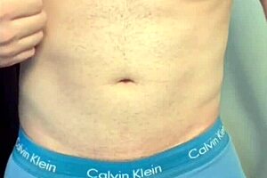 Pretty usa babe gives handjob to big cock 😍