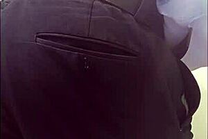 Připravuju se na livestream na sociálce, líbí se ti moje šaty? Chceš mě live damaslatinasnet