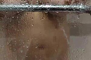 Oh wow, big tits stepsister is so tempting!