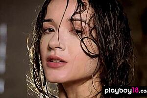 Check out this wet pussy stripping beauty?