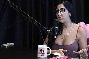 Sua live vazou no xvideos era desvalorizada no casamento deu dicas para quem quer iniciar e a vida pessoal fica reprimida - renatinha melo watch on sheer red