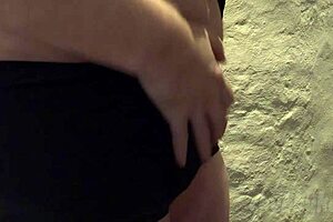 Chubbykaot grinding the table with close up fat curvy ass on desk