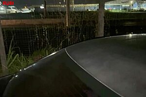 Dando no carro - paolla hotwife humiliates with public flashing and big black cock.