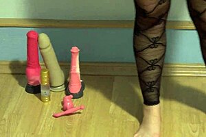 beautiful ass turned on by anal plug, sexy brunette masturbates with huge dildo 😍